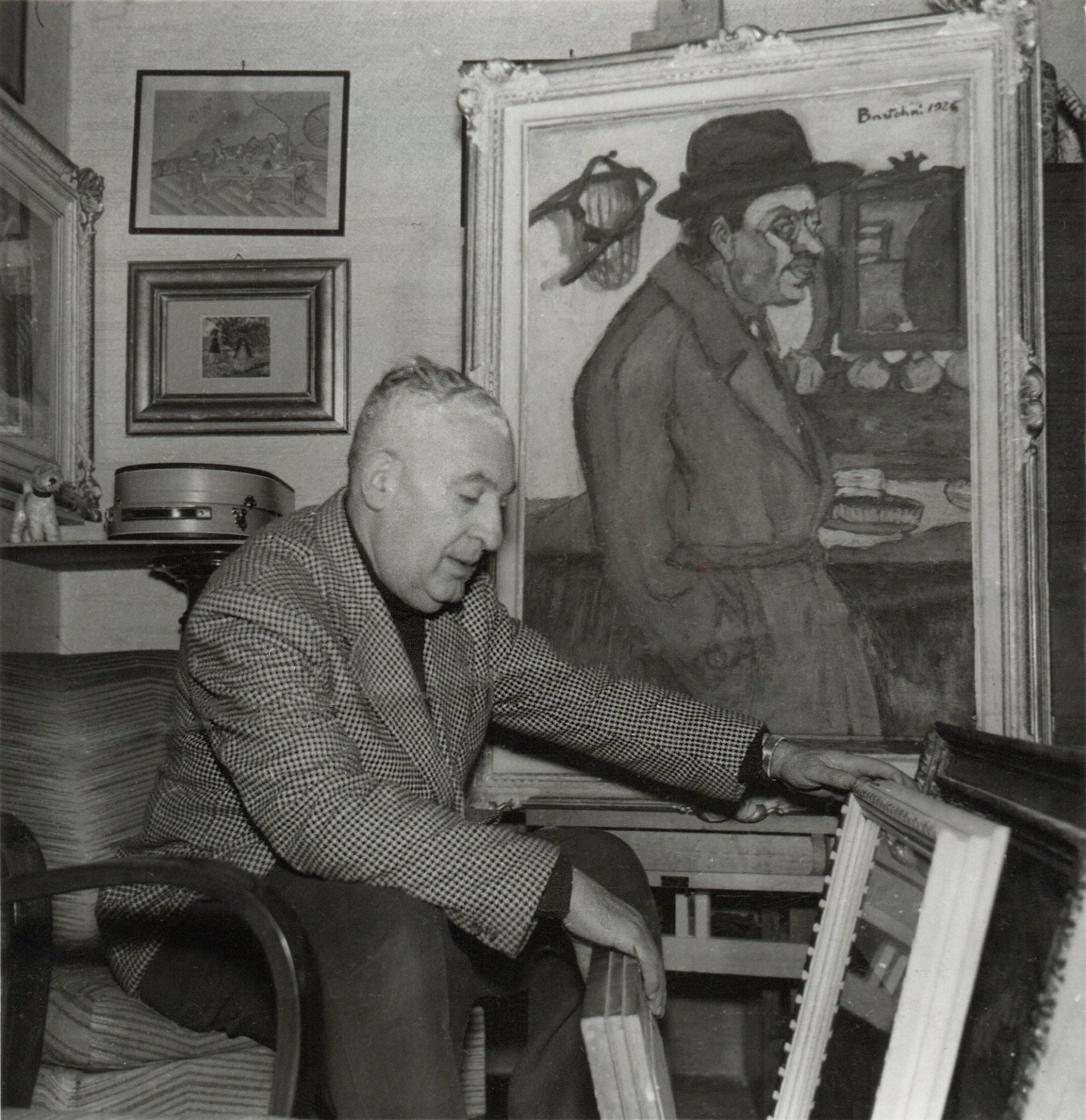 Luigi Bartolini nel soggiorno - Musei Macerata
