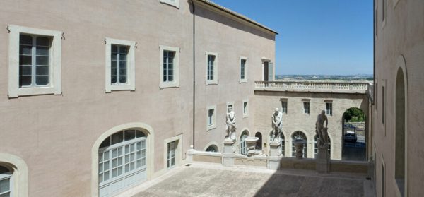 Cortile di Palazzo Buonaccorsi - Musei Macerata