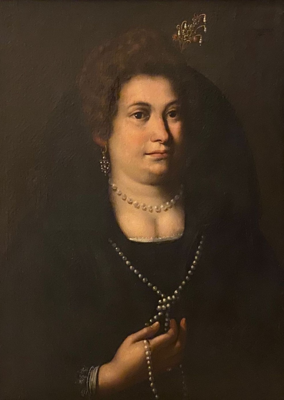Fig. 2 Ritratto di Lucrezia d'Ugni Ciccolini, 1636-1713, olio su tela, proveniente da Collezione Irene Ciccolini Costa, depositi Musei Civici Palazzo Buonaccorsi. - Musei Macerata